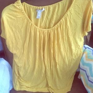 Yellow flowy top