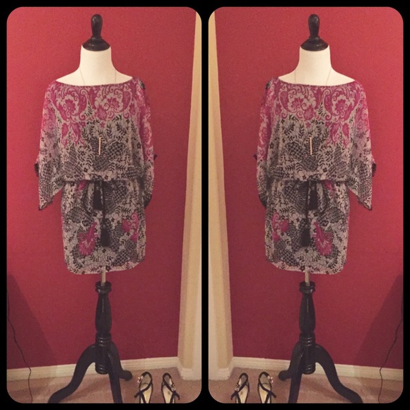 Kimono sleeve print dress