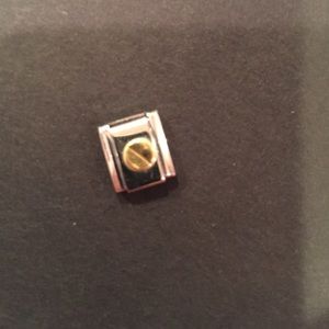 Nomination screw charm