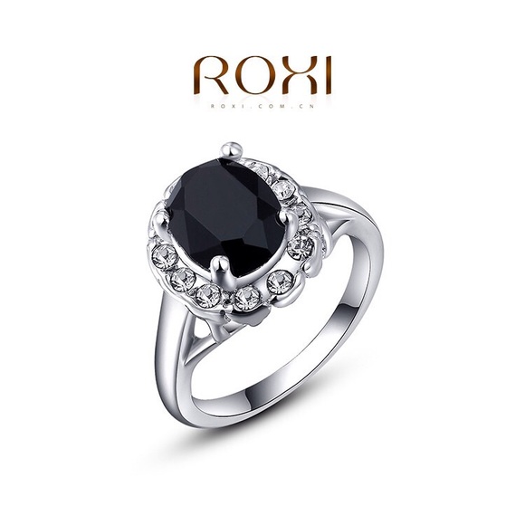 Platinum onyx ring