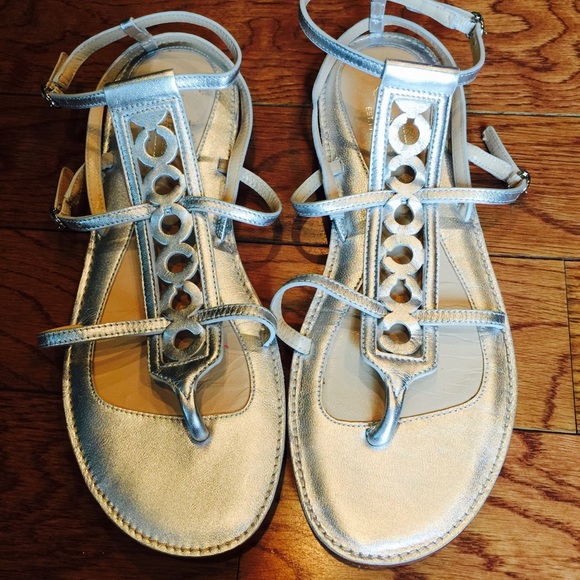 COACH SILVER STRAPPY SANDALS SIZE 7 - Picture 2 of 4