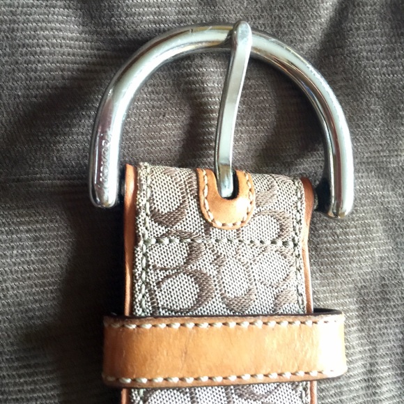 โข C O A C H โข Belt - Picture 2 of 4