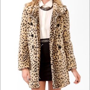 Forever 21 Womens Faux Fur Leopard Coat NWT Size L