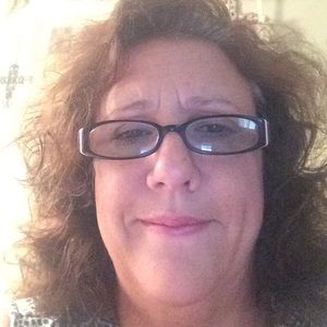 Meet your Posher, Leigh