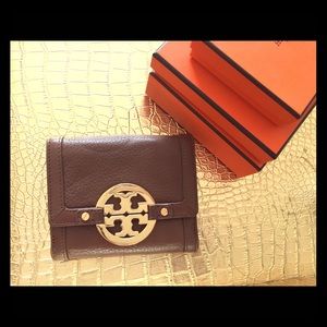 Tory Burch Amanda Double Snap Wallet
