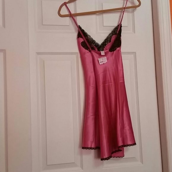 Rose pink - Picture 2 of 2
