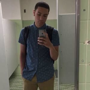 Meet your Posher, Justin