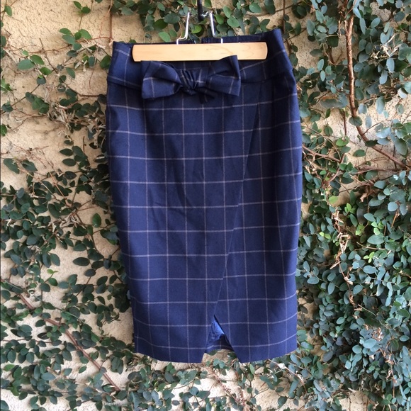LAST CALL Windowpane wrap pencil skirt - Picture 4 of 5