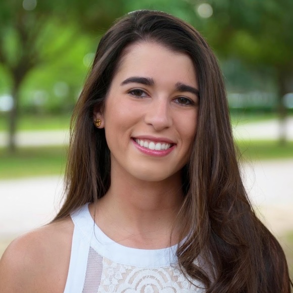 Meet your Posher, Stephanie