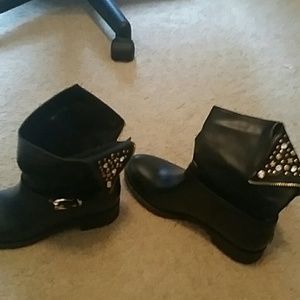 Rainboots soft fleece lining wore 3 times