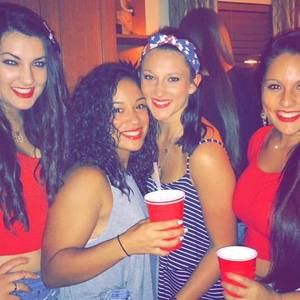 Meet your Posher, Stephany