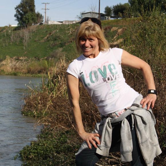 Meet your Posher, Bridget - Picture 1 of 1