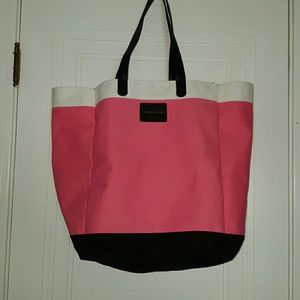 VS tote