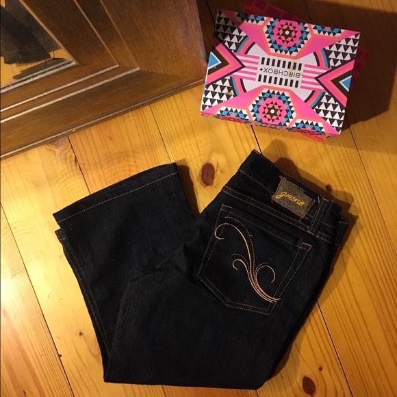 Boot cut capris jeans