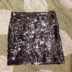 Gorgeous sequin miniskirt