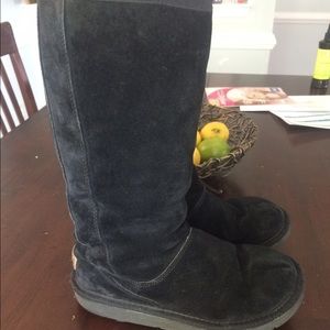 UGG Knightsbridge Black Back Zip Boot Sz 7