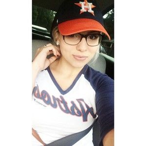 Meet your Posher, Iris