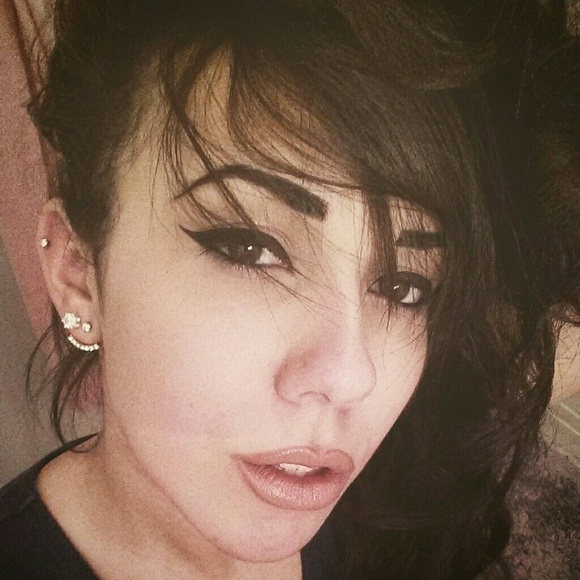 Meet your Posher, Brianah - Picture 1 of 1