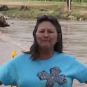 Meet your Posher, Laurie