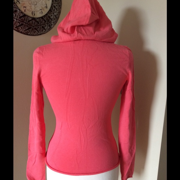 🔴3/$20 Daisy Fuentes Zip up - Picture 2 of 2