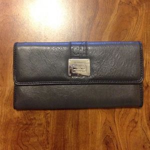 Women's wallet/clutch