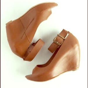 Wedges by Chinese Laundry- 6.5