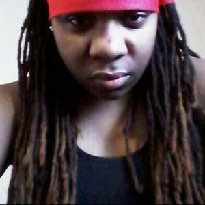 Meet your Posher, Mia