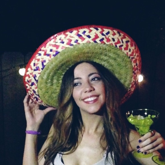 Meet your Posher, Taylor