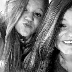 Meet your Posher, Cecily