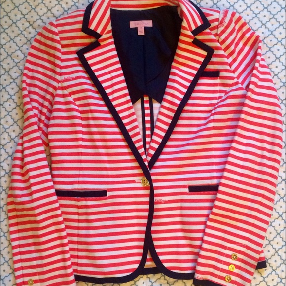 ✨SOLD ✨on mercari. Lilly Pulitzer blazer.