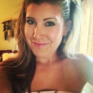 Meet your Posher, Alana