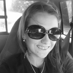 Meet your Posher, Chrystal