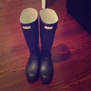 Hunter Aubergine Classic Tall Rainboots