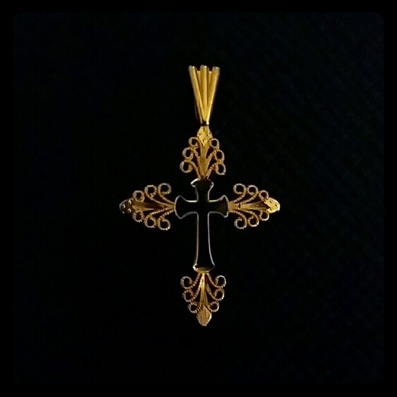 14K Gold Cross Pendant