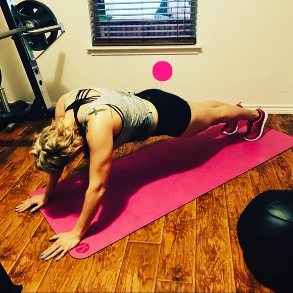 Meet your Posher, Bella - Picture 2 of 2