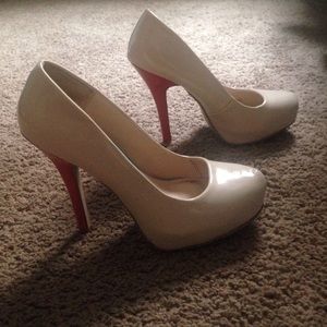 Heel 3.5 inches