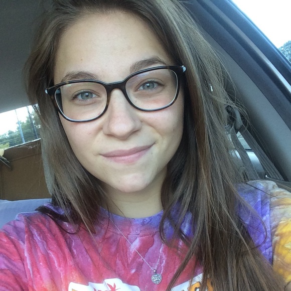 Meet your Posher, Katheryn - Picture 1 of 1