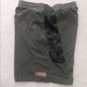 Men's under armour shorts