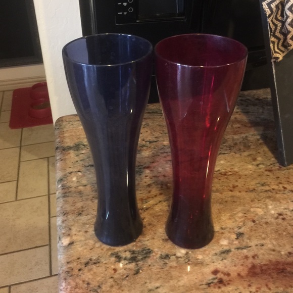 Set of two tall glasses
