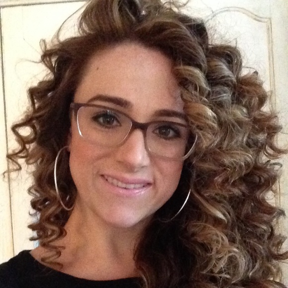 Meet your Posher, Krissi