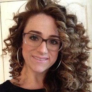 Meet your Posher, Krissi