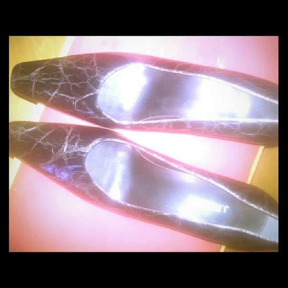 Lizard textured J. Renee Shoes