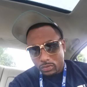 Meet your Posher, Paco pacfeezy