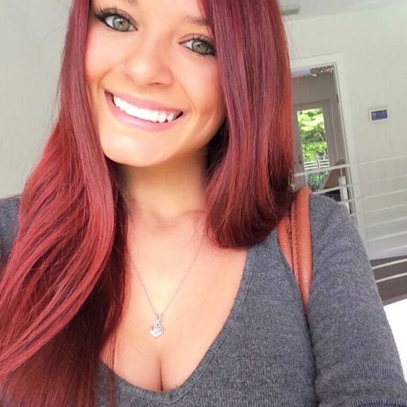 Meet your Posher, Shaina