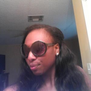 Meet your Posher, Shenada