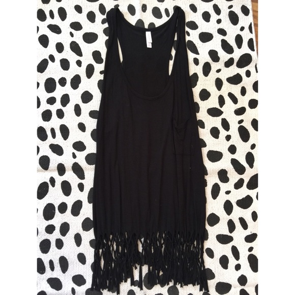Fringe tank - Picture 1 of 1