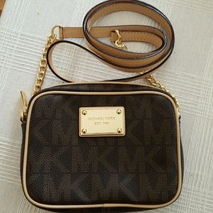 NWOT Authentic Michael Kors Small Satchel