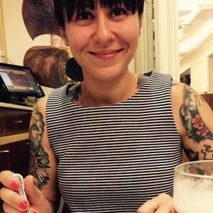 Meet your Posher, Lauren