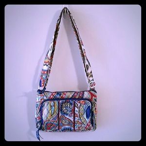 Vera Bradley Little Hipster in Marina Paisley