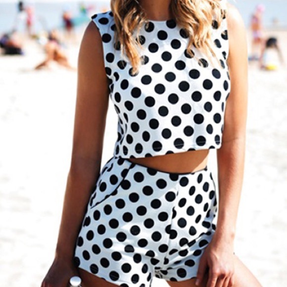 Two piece rompers - Picture 1 of 4